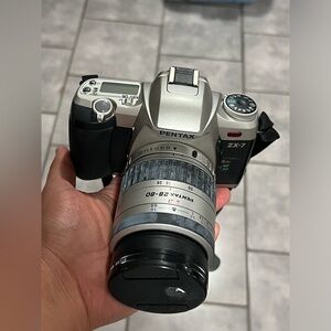 Pentax ZX-7 35mm Film Camera with Pentax SMC FA 28-80mm